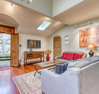 Magic Garden - Accommodation Ohio