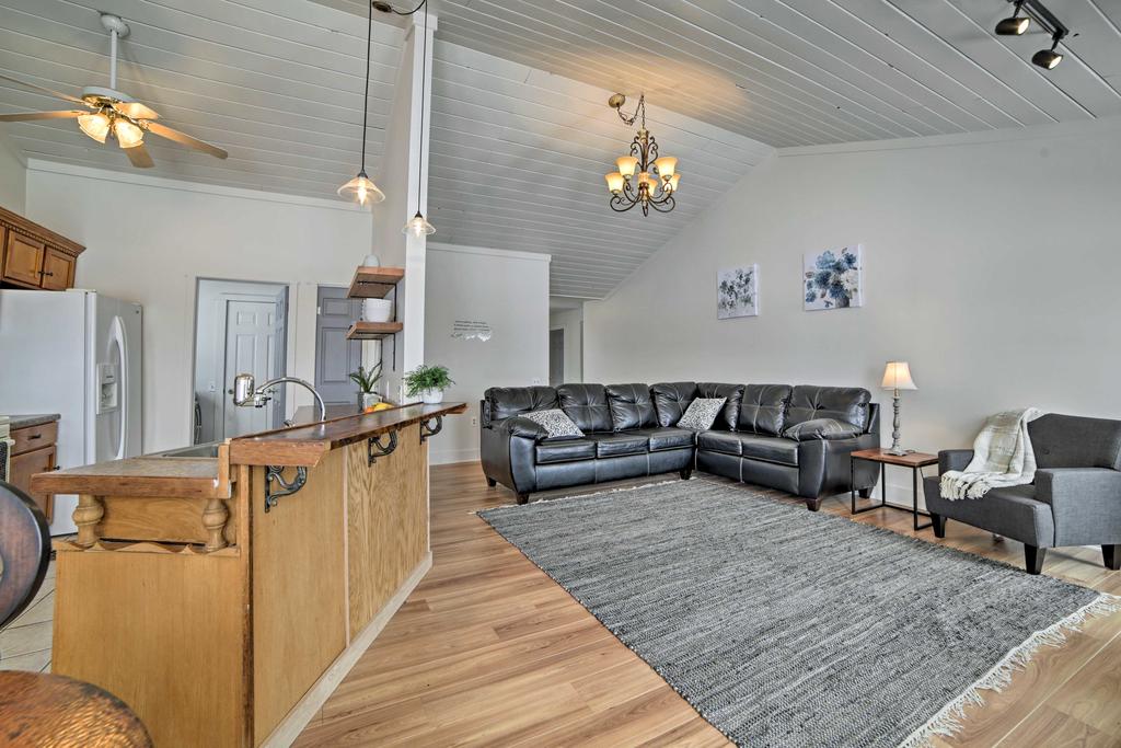 Millersburg Home With Sweeping Views In Amish Area! - thumb 2