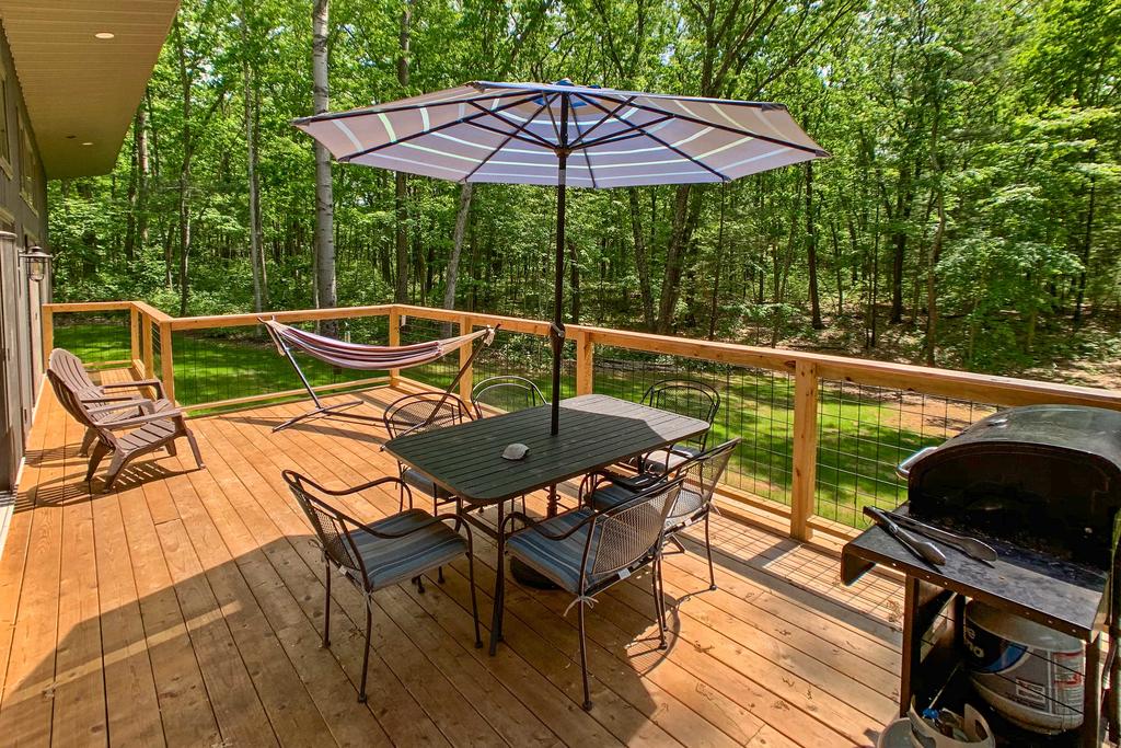 Modern Home - 3 Mi To Fennville, 9 Mi To Lake - thumb 2