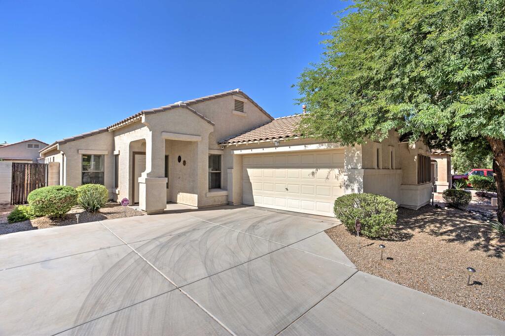 Modern Maricopa House With Hot Tub And Ideal Backyard! - thumb 1