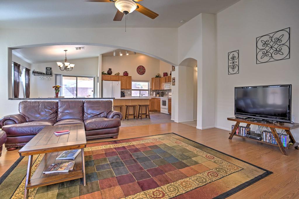 Modern Maricopa House With Hot Tub And Ideal Backyard! - thumb 3