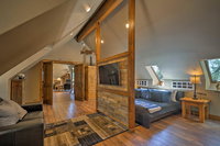 Modern Monument Apt 12 Miles to Air Force Academy Accommodation Ohio