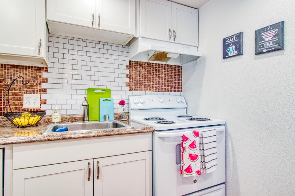 Modern Studio 10 Minutes Away From G00gle - thumb 2