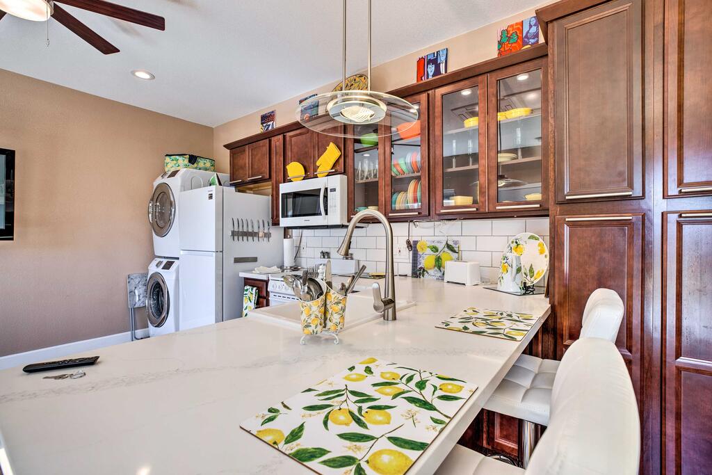 Modern Sun City Studio Near Deer Valley Golf - thumb 2