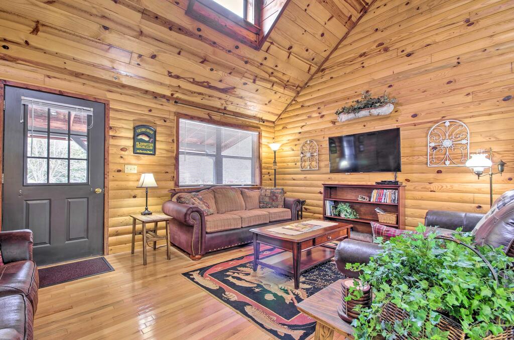 Mountain View Getaway With Boat Ramp On White River! - thumb 3