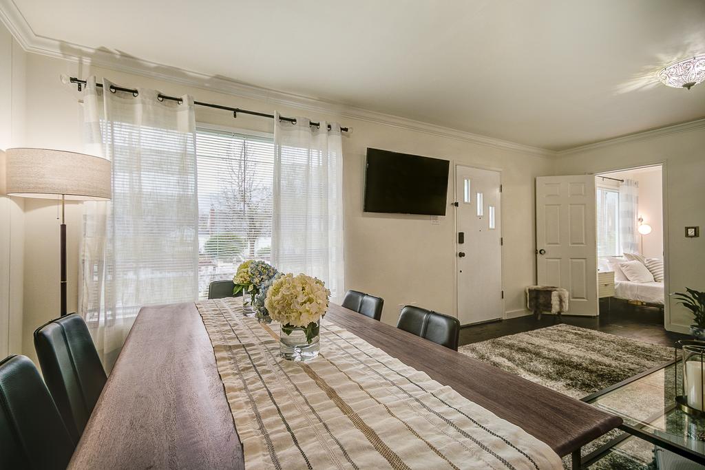 North Bend Downtown Cottage - thumb 2