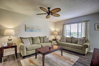 Oceanview Tierra Verde Escape with Balcony and Pool Accommodation Ohio