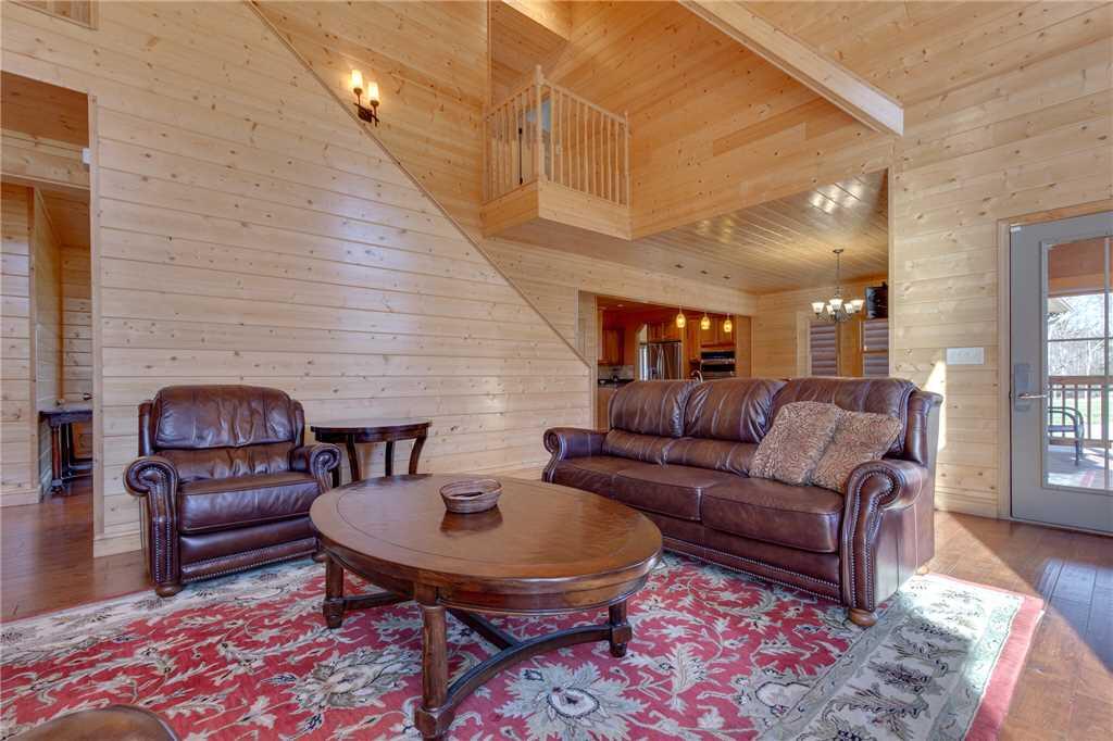 Orchard Hideaway, 3 Bedrooms, Fireplace, WiFi, Gas Grill, Sleeps 6 - thumb 3