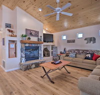 Overgaard Cabin at Bison Ranch with Grill and Deck - Accommodation Ohio