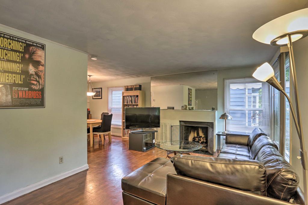 Pet-Friendly Home Less Than 8Mi To Downtown Cleveland! - thumb 2
