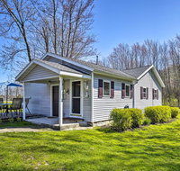 Port Bay Home with Patio Less Than 2Mi to Lake Ontario! - Accommodation Ohio
