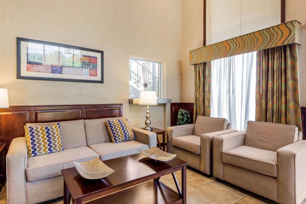 Quality Inn & Suites Sevierville - Pigeon Forge - thumb 1