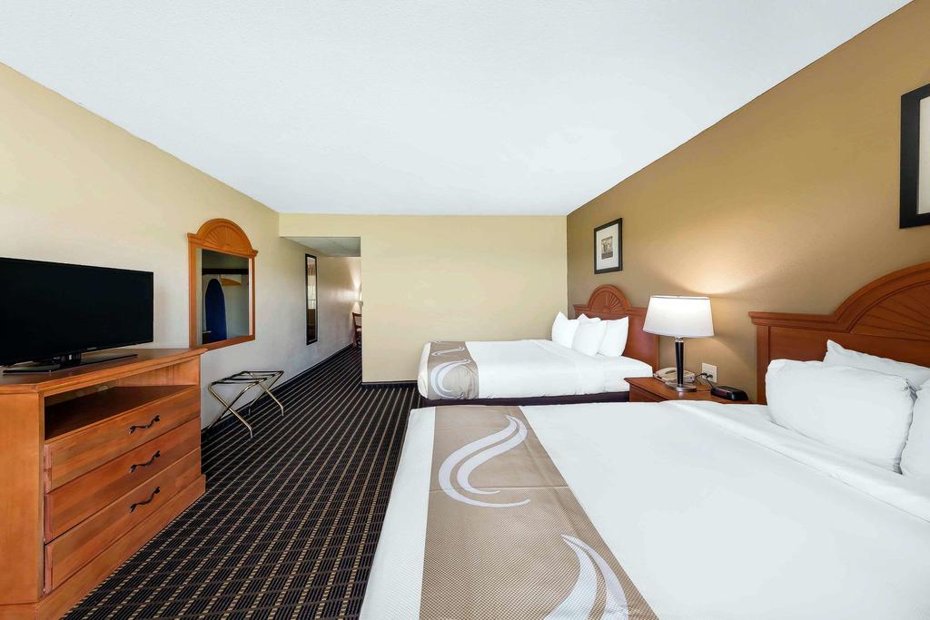 Quality Inn & Suites Sevierville - Pigeon Forge - thumb 2