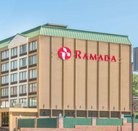 Ramada by Wyndham Cumberland Downtown - Accommodation Ohio