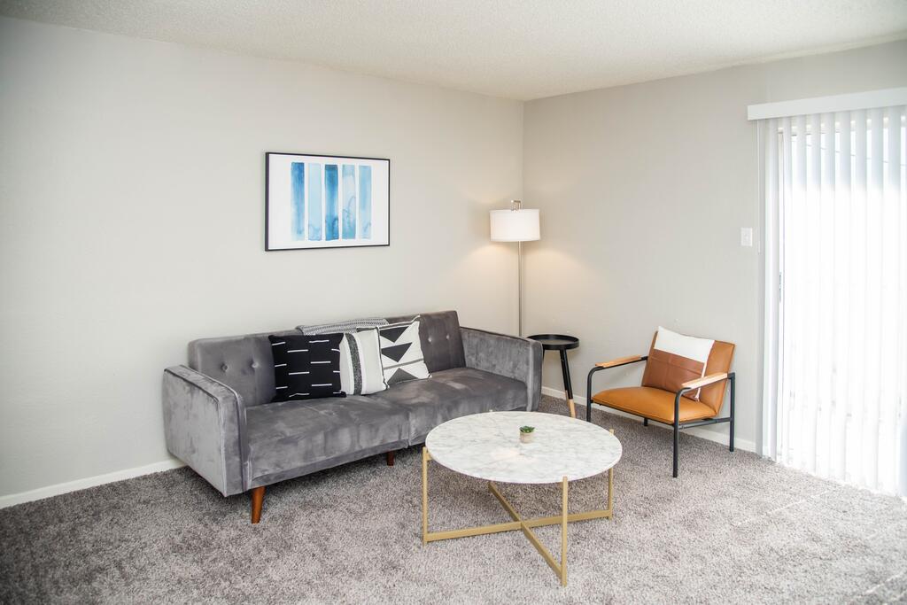 Relaxing 1BR Suite In Heart Of Midland - thumb 0