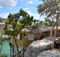Relaxing Waterfront Bungalow on Lake Travis pool  hot tub next to marina 5 - Accommodation Ohio