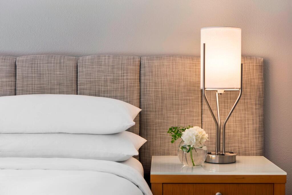 Renaissance Palm Springs Hotel - thumb 1