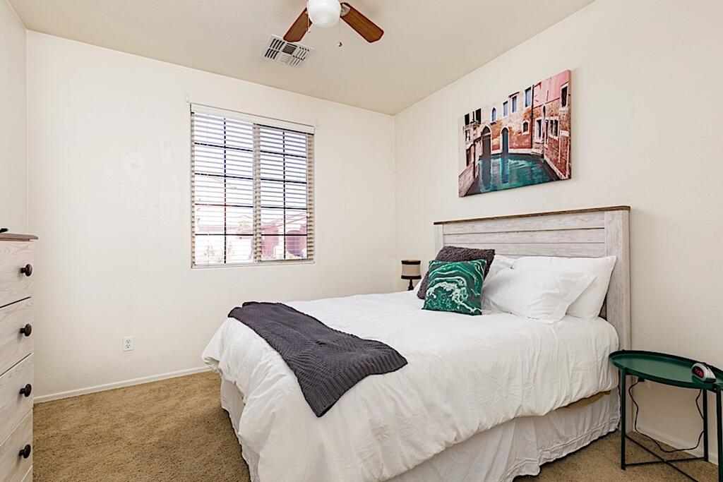 Retreat At San Tan 4BR By Casago - thumb 3