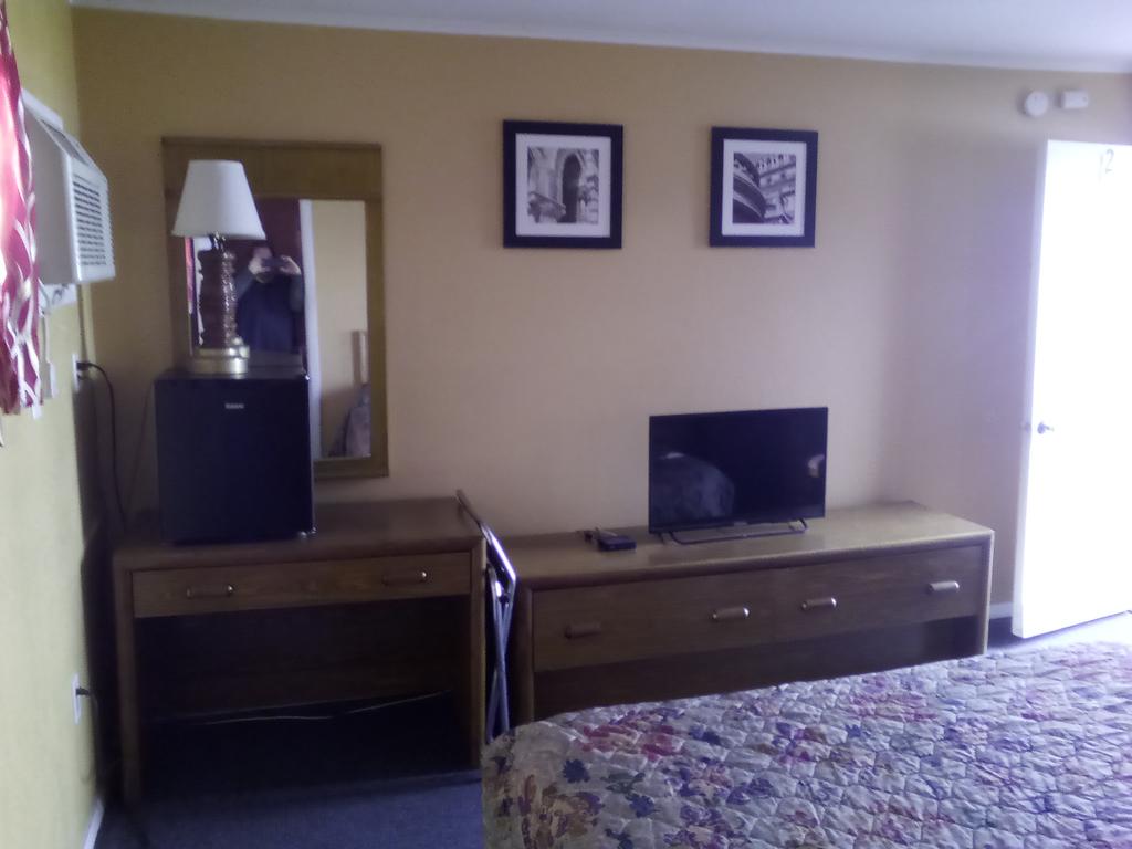 Riverside Motel - thumb 2