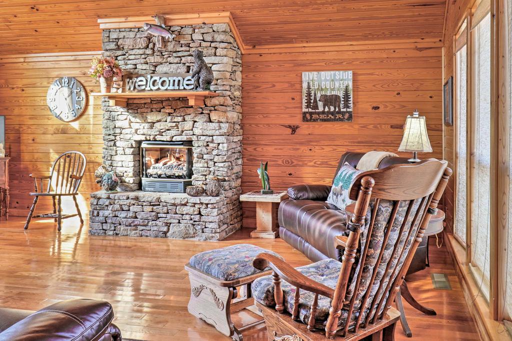 Roomy Riverfront 'Trout Valley Cabin' With Fishing! - thumb 3