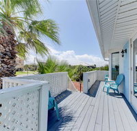 Sea Forever Upper Level, 3 Bedrooms, Ocean Views, Sleeps 10 - Accommodation Ohio