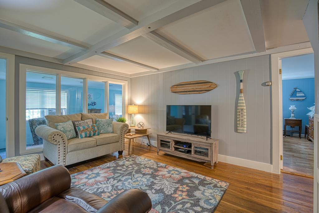 Sea La Vie - thumb 1