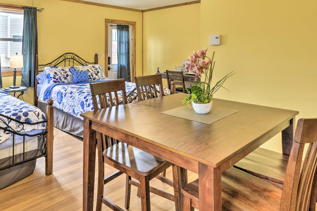 Secluded Studio With Community Amenities - Ski & Hike - thumb 0