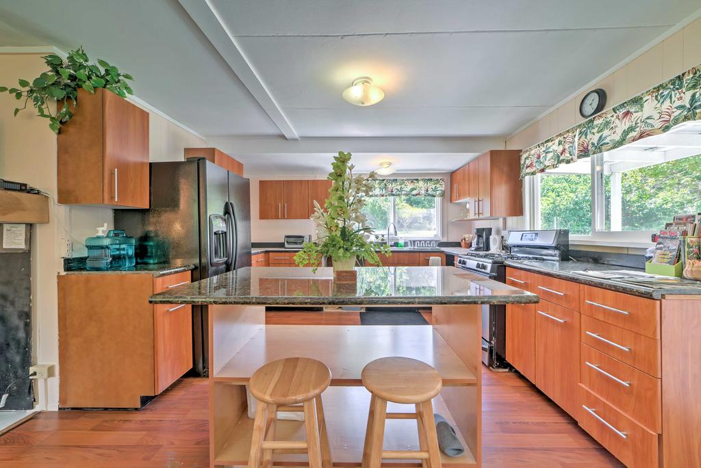 Serene 'Halakea Hale' Cottage By Volcano NTL Park! - thumb 3