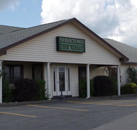 Shiretown Inn  Suites - Accommodation Ohio