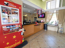 Stanford Inn & Suites Anaheim