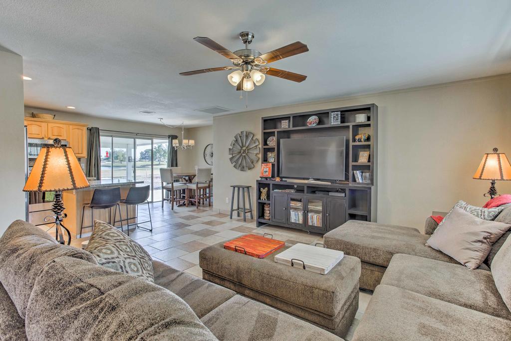 Sun City House With Country Club Amenities On 6th Tee - thumb 0