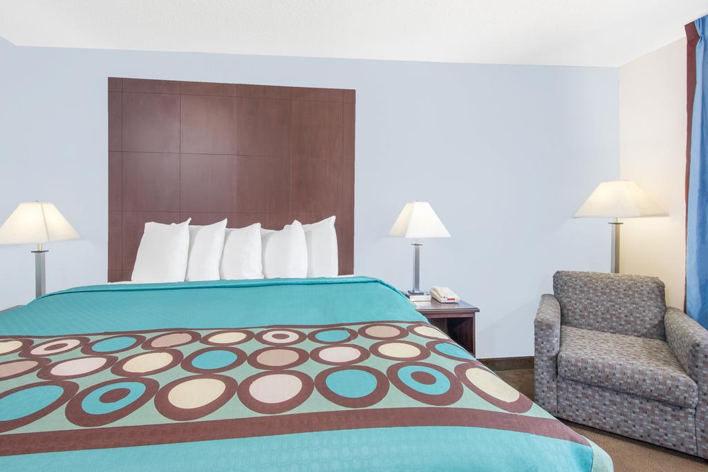 Super 8 By Wyndham Cleveland - thumb 1