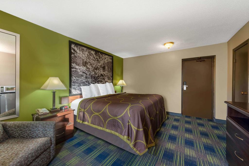 Super 8 By Wyndham Cleveland - thumb 0