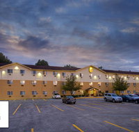 Super 8 by Wyndham Cromwell/Middletown - Accommodation Ohio