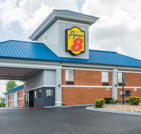 Super 8 by Wyndham Dandridge - Accommodation Ohio
