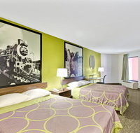 Super 8 by Wyndham Gainesville - Accommodation Ohio