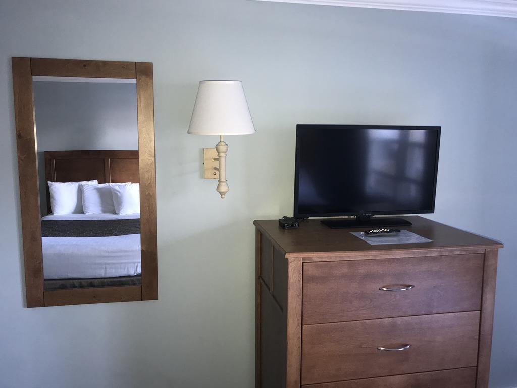 Surfside Motel - thumb 1