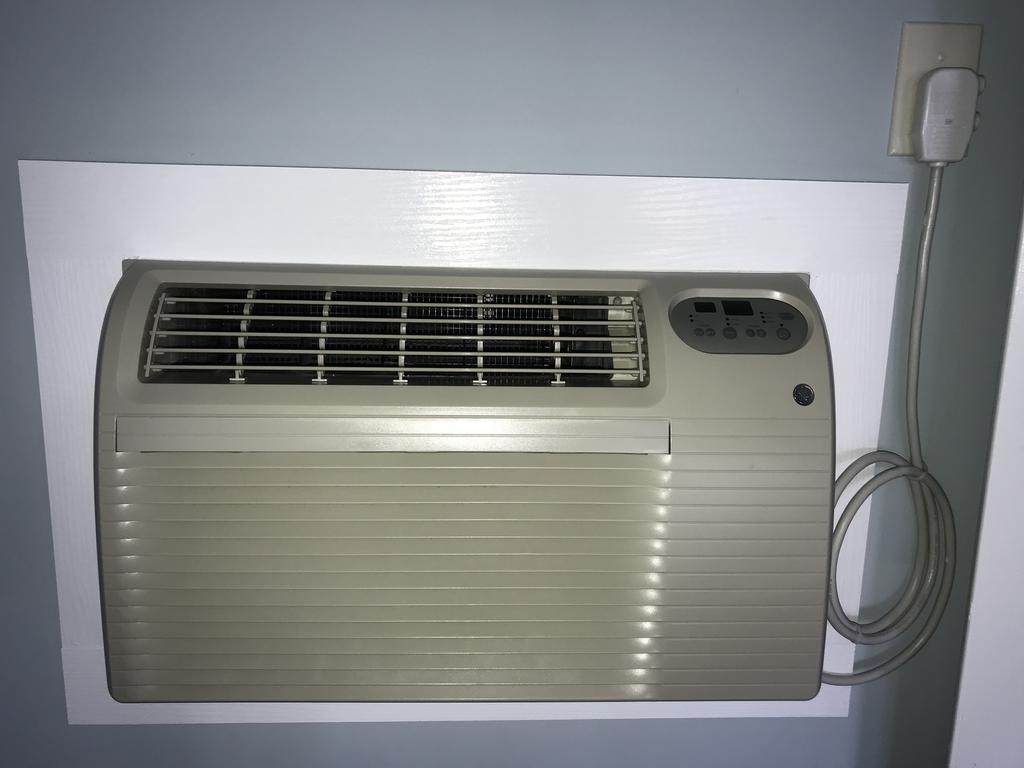 Surfside Motel - thumb 2