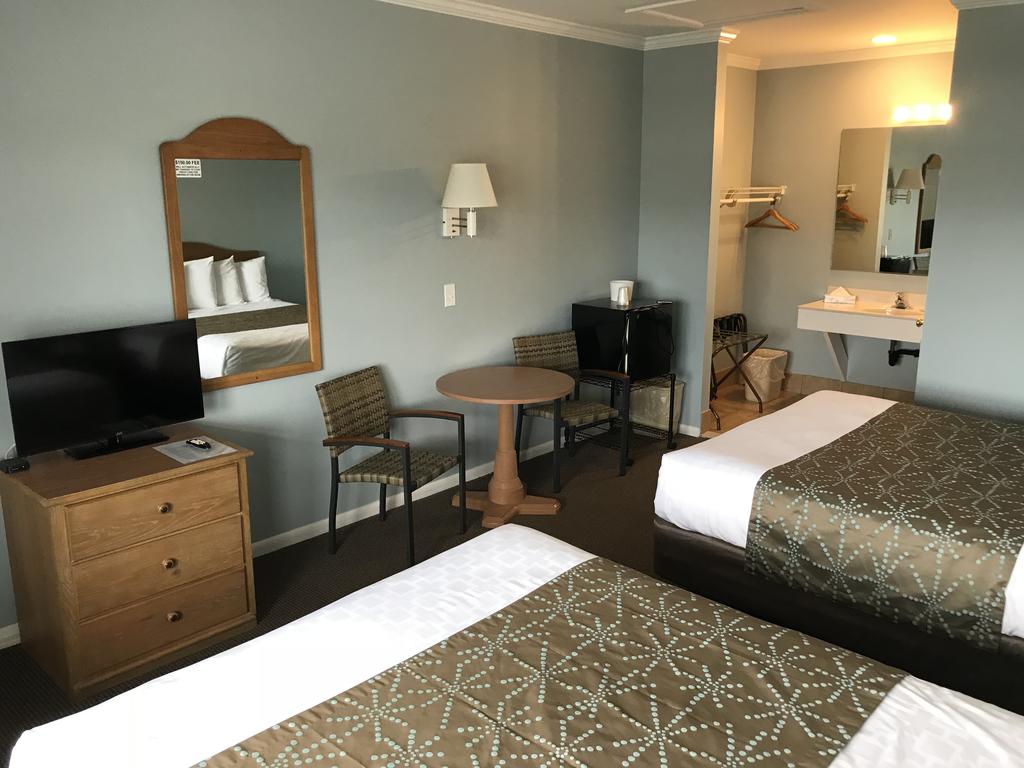 Surfside Motel - thumb 3