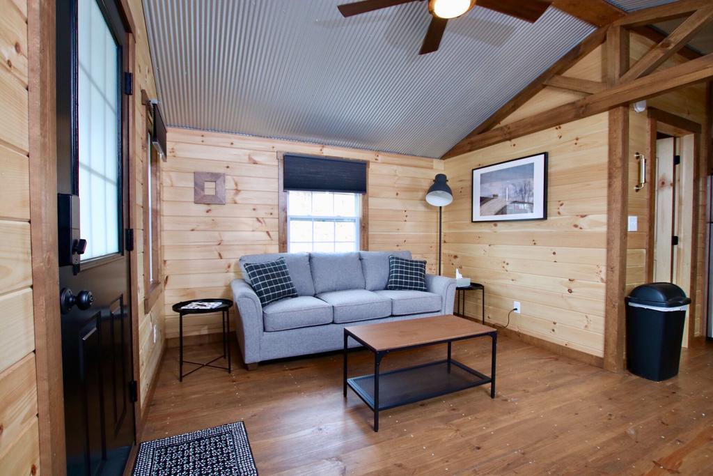 The Cayo Cabin, Millersburg Ohio - thumb 0