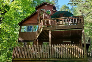 The Lake House (Hocking Hills Area)