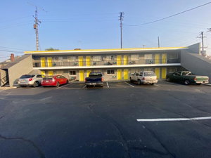 Towne House Motel
