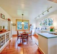 Tutu's Place a Volcano Village Cottage - Accommodation Ohio