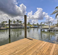 Updated Apollo Beach Home with New Dock and Hot Tub! - Accommodation Ohio