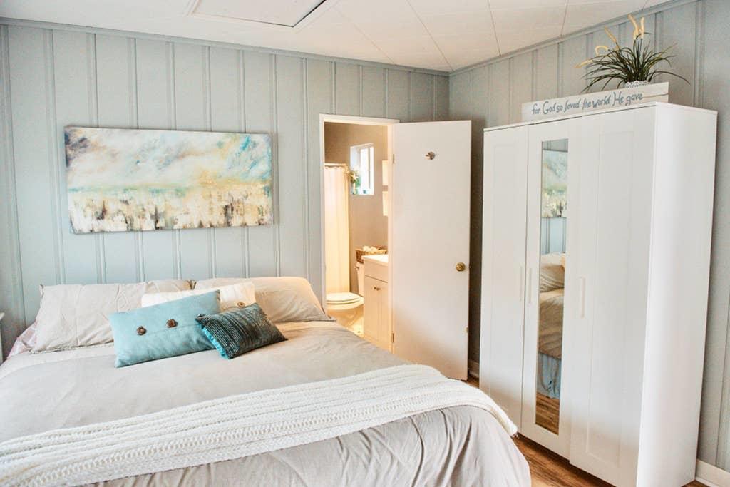 Upgraded Private Guest House - thumb 1