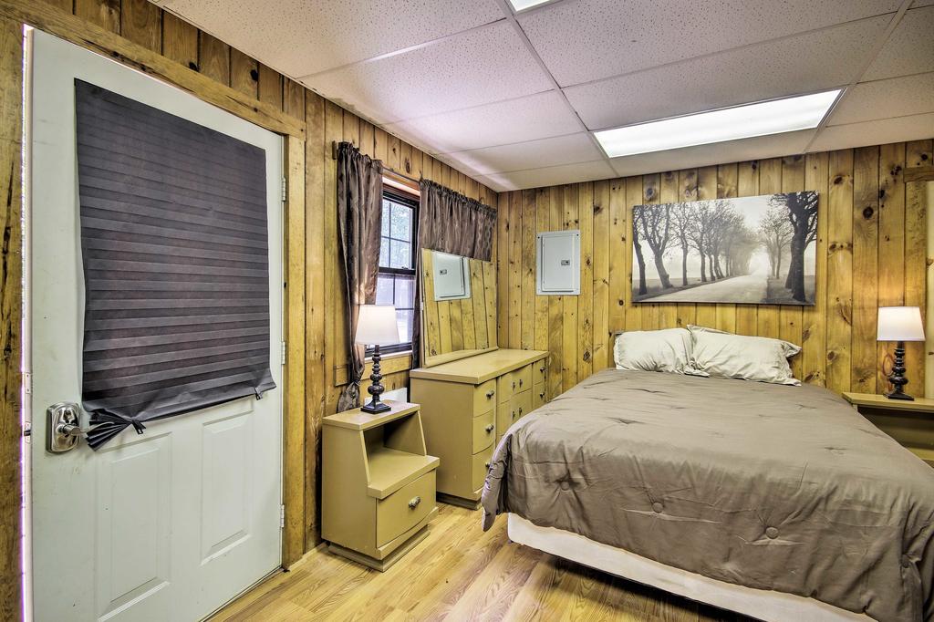 Urban Ranch Apt With 50 Acres By Raystown Lake! - thumb 0