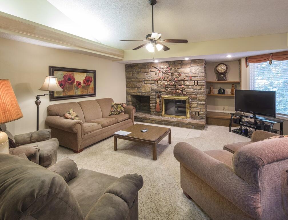 Vacation Resort Condos By The Stunning Ozark Mountains - thumb 2