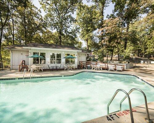 Vacation Resort Condos By The Stunning Ozark Mountains - thumb 1