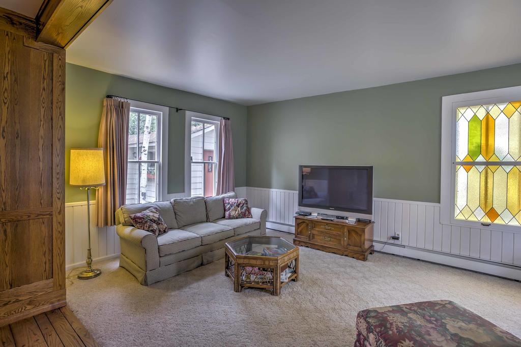 Victorian On Cottonwood Creek - Walk To Downtown! - thumb 3