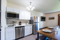 Vistas 316- Modern Sierra Vista in style sleeps 5 Accommodation Ohio
